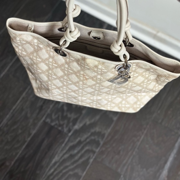 Dior Cream Quilted Tote Bag - Picture 1 of 11